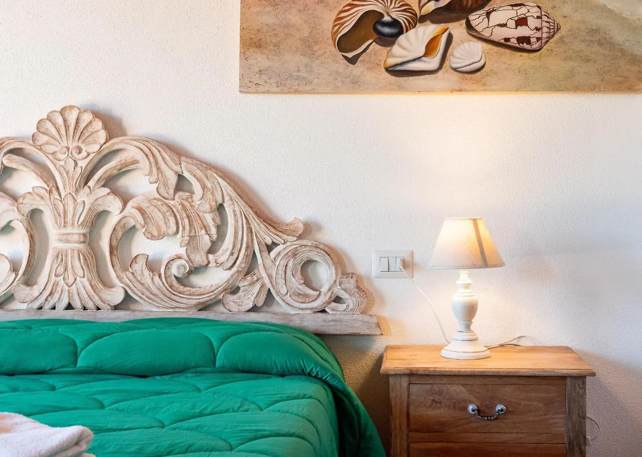 Quadrifoglio Affittacamere Bed & Breakfast San Teodoro (Sardinia)