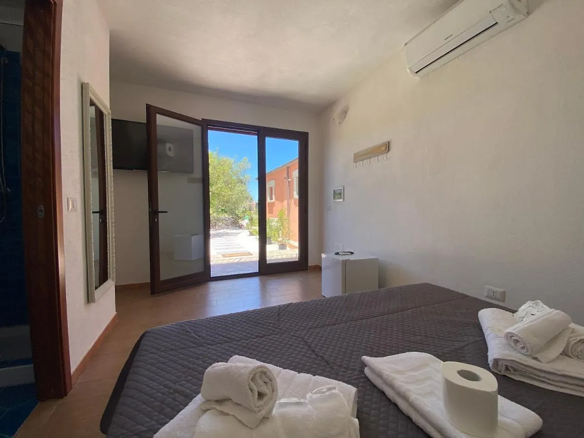 Bed and breakfast Quadrifoglio Affittacamere San Teodoro